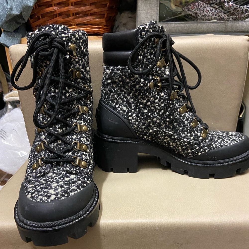 Tory Burch Miller tweed Boot